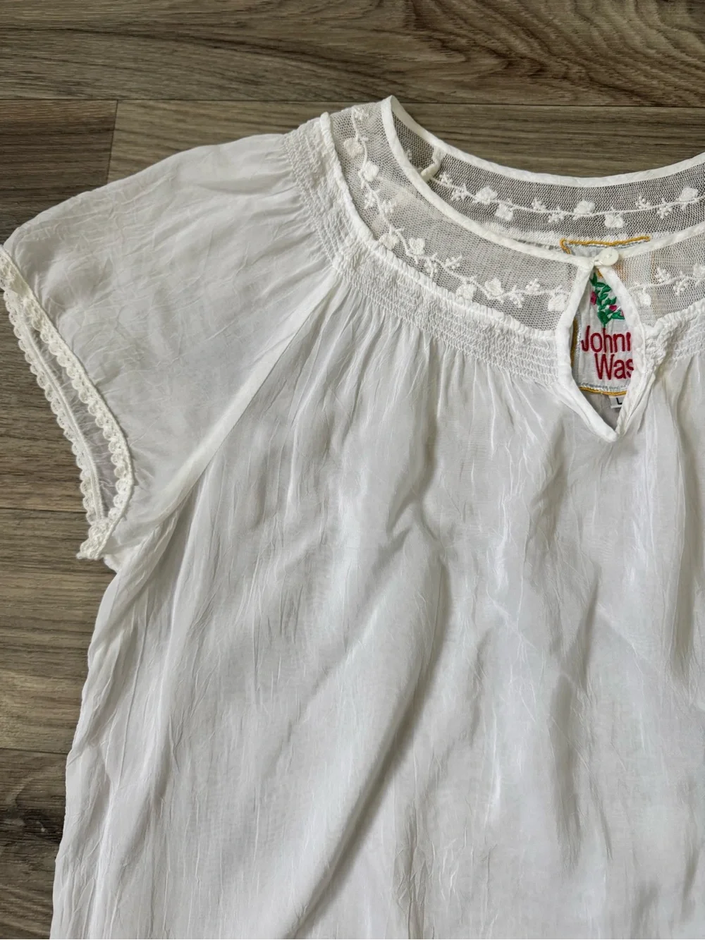 Johnny Was Lace Trim Peasant Blouse in White Delicate Bohemian Size Large - Picture 2 of 8